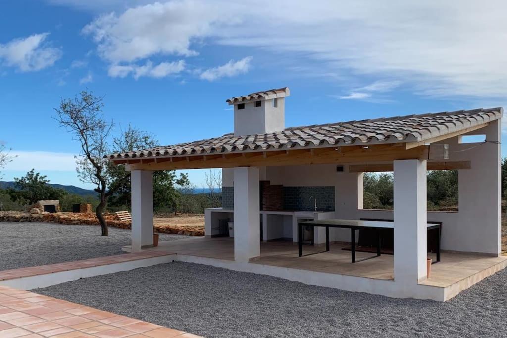 Les Coves de Vinroma La Llobatera Casa Rural מראה חיצוני תמונה